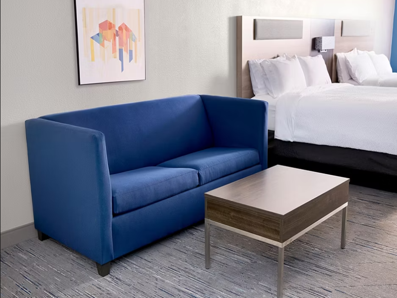 Bed room