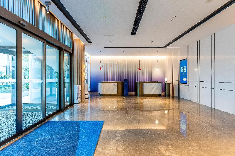 Holiday Inn Express Taizhou Jiaojiang image