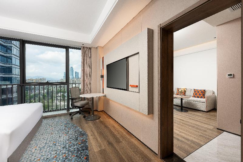 Holiday Inn Express Taizhou Jiaojiang image