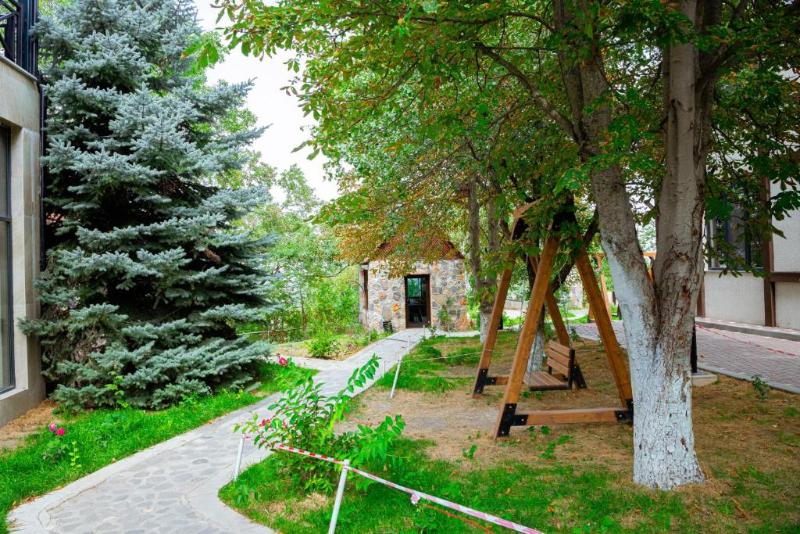 Qachaquch Forest image