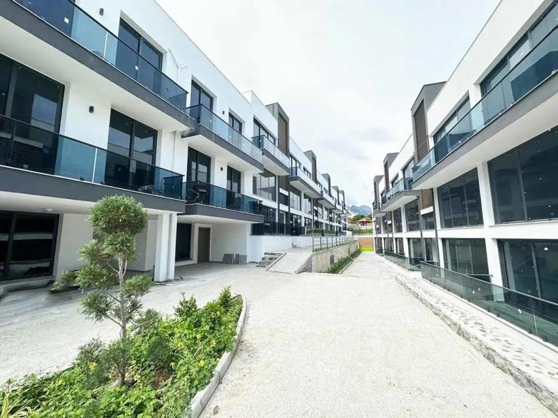 Oftenflats Stylish Apartments image