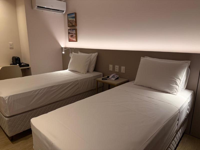Holanda Gold Hotel image