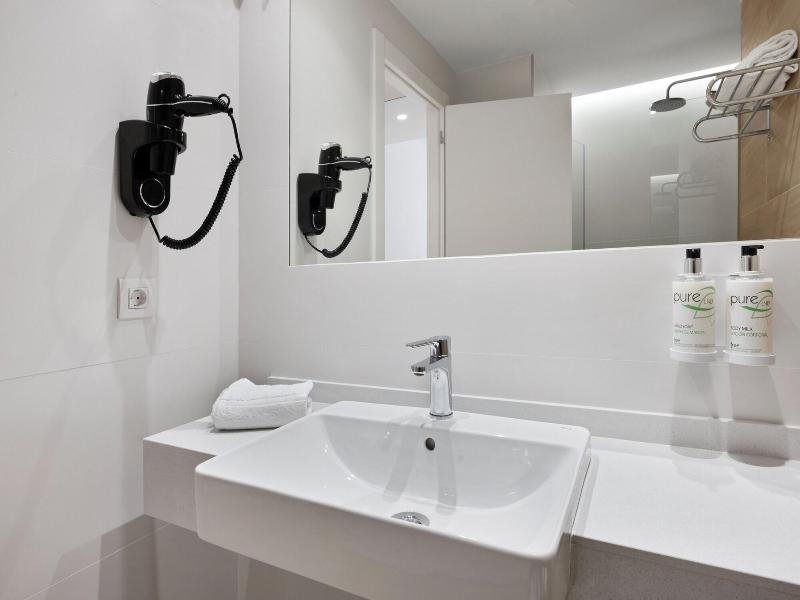 B&B Hotel Castro Urdiales image
