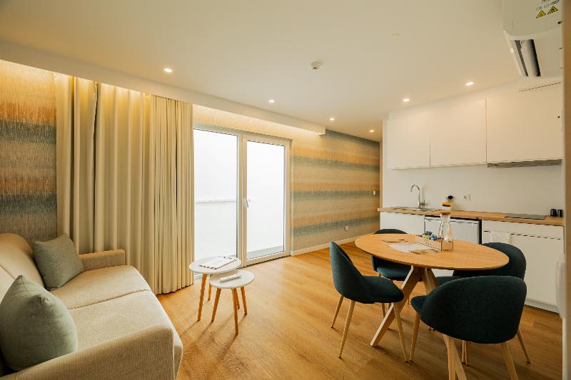 Casa Do Contador - Suites & Pool image