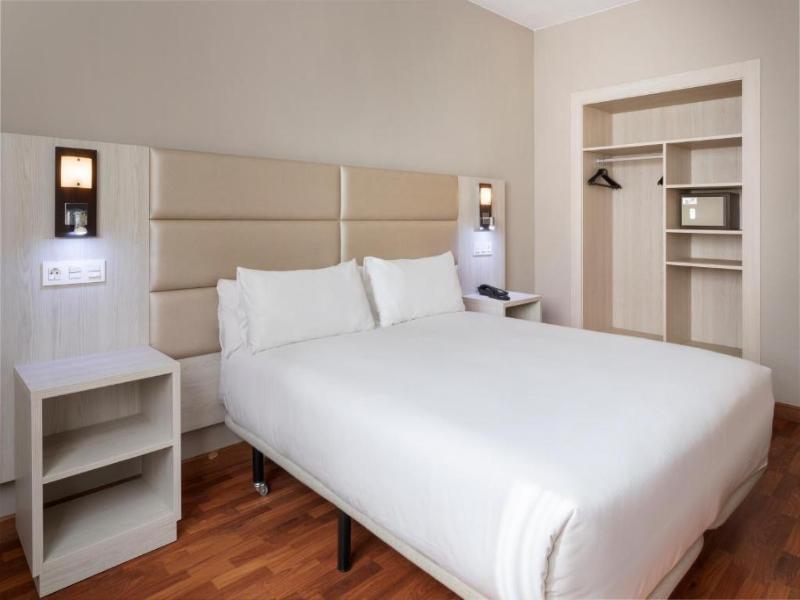 B&B Hotel Zaragoza Royal image