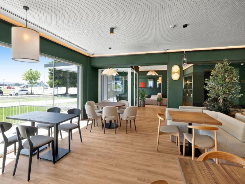 B&b Hotel Santiago Milladoiro image