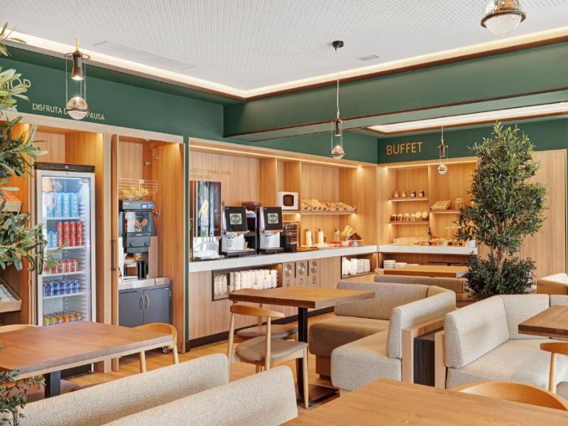 B&b Hotel Santiago Milladoiro image