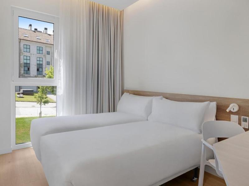 B&b Hotel Santiago Milladoiro image