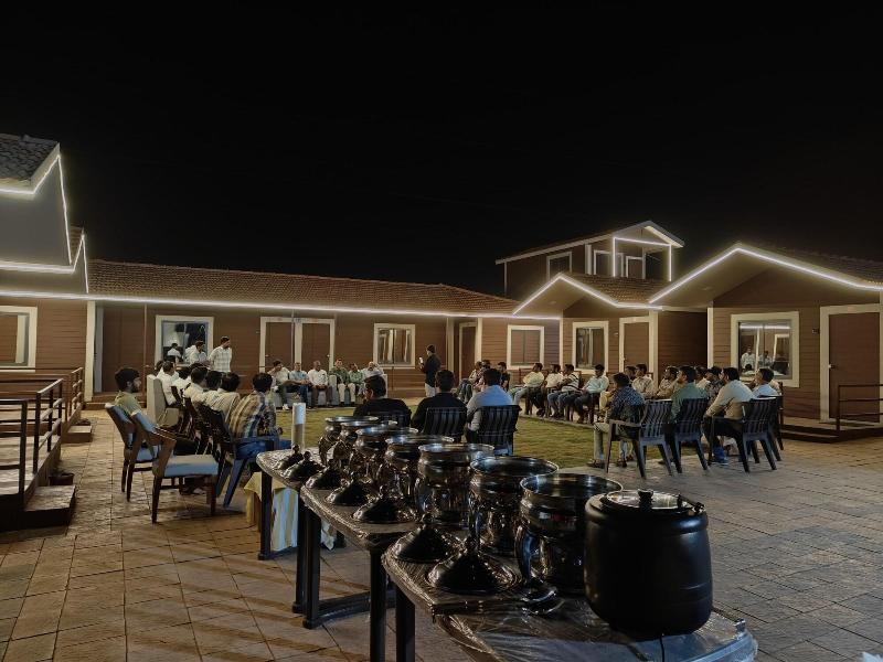 Sky View Resort, Gujrat