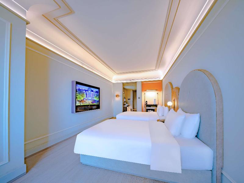 Mercure Lanzhou Downtown image