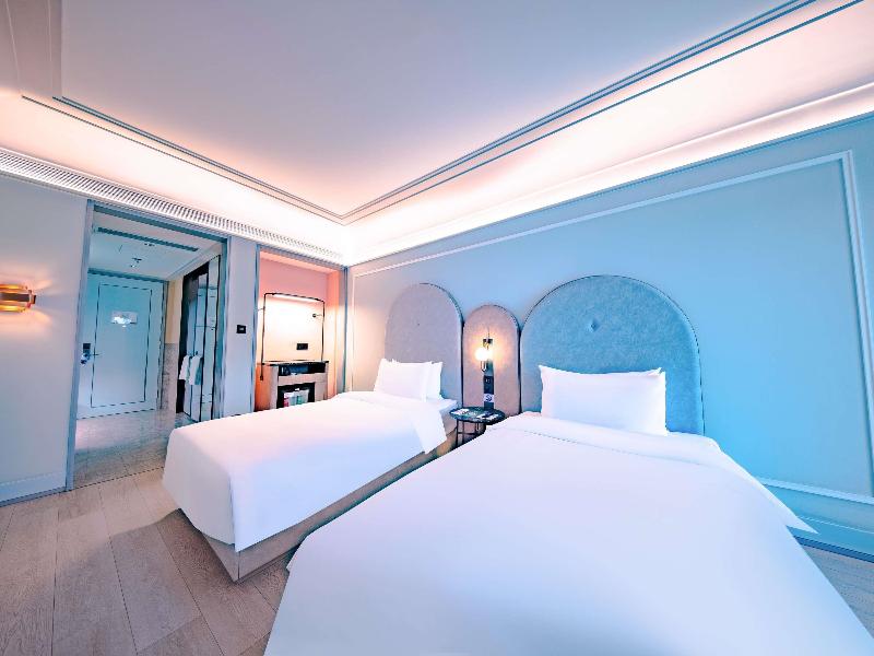 Mercure Lanzhou Downtown image