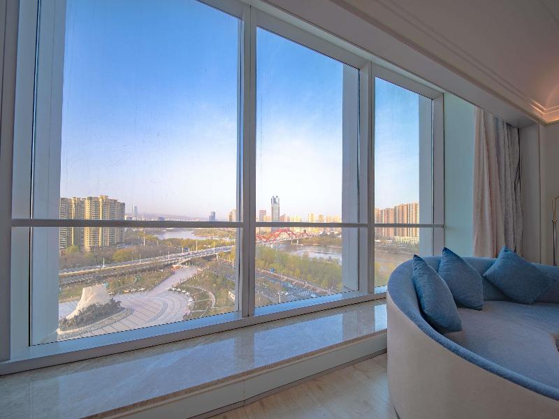 Mercure Lanzhou Downtown image