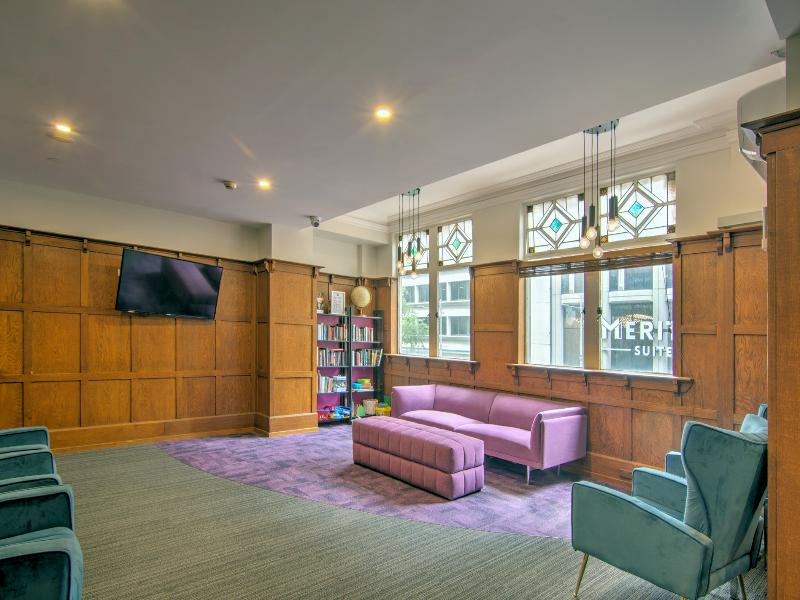 Ibis Styles Kingsgate Hotel image