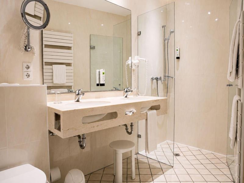 UNO Hotel Wolfsburg Sandkamp image