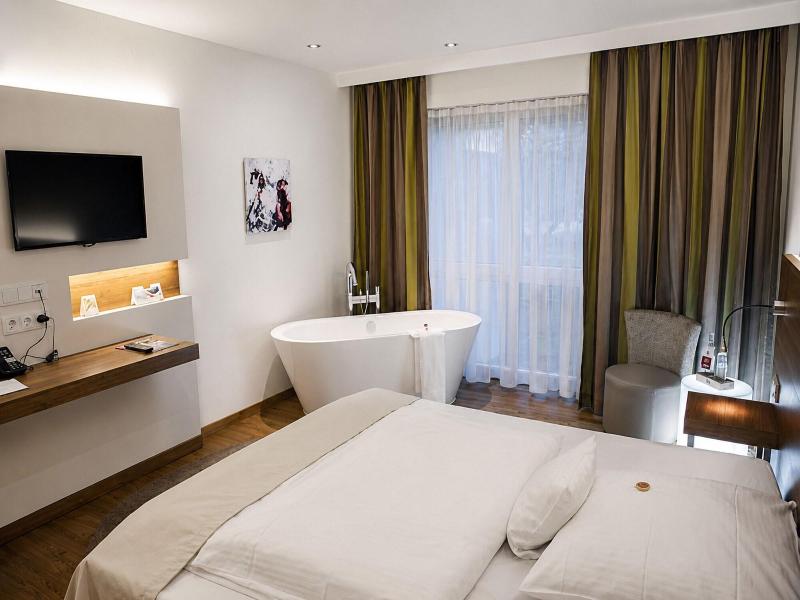 UNO Hotel Wolfsburg Sandkamp image