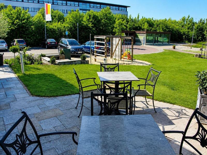 UNO Hotel Wolfsburg Sandkamp image