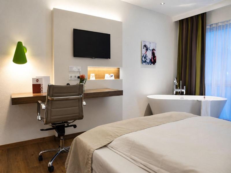 UNO Hotel Wolfsburg Sandkamp image