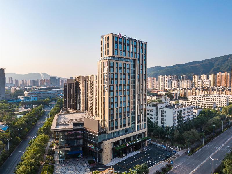 Hilton Garden Inn Chengde High-Tech Zone image