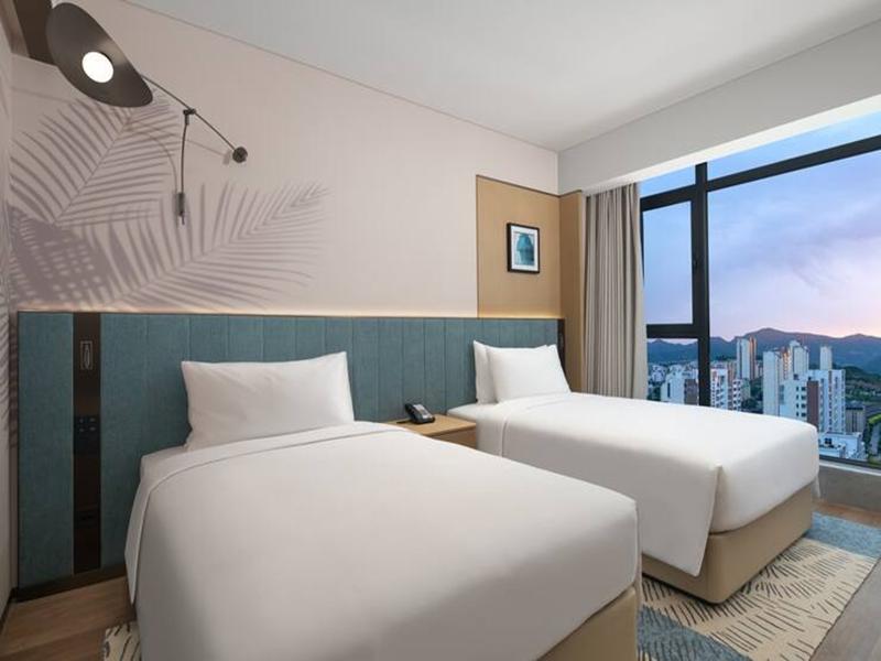 Hilton Garden Inn Chengde High-Tech Zone image