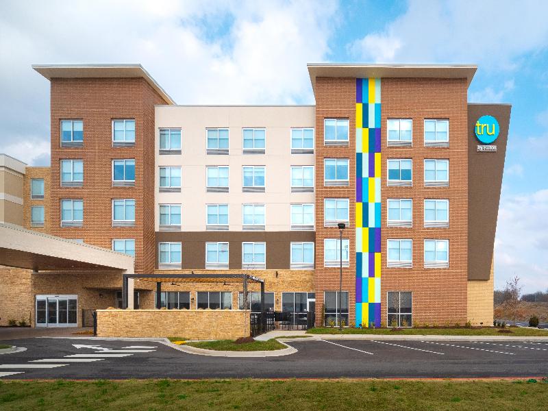 Tru By Hilton Spring Hill image