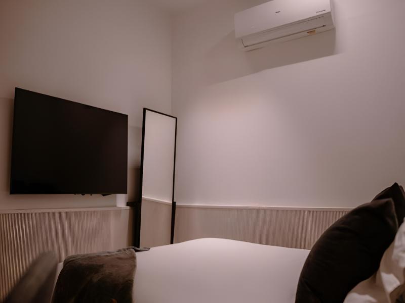 Ambiance Boutique Art Hotel Lahore image