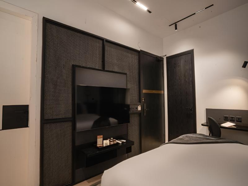 Ambiance Boutique Art Hotel Lahore image