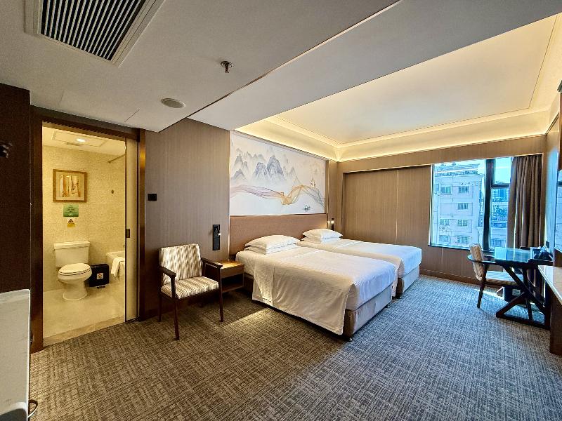 Millennium Harbourview Hotel Xiamen image