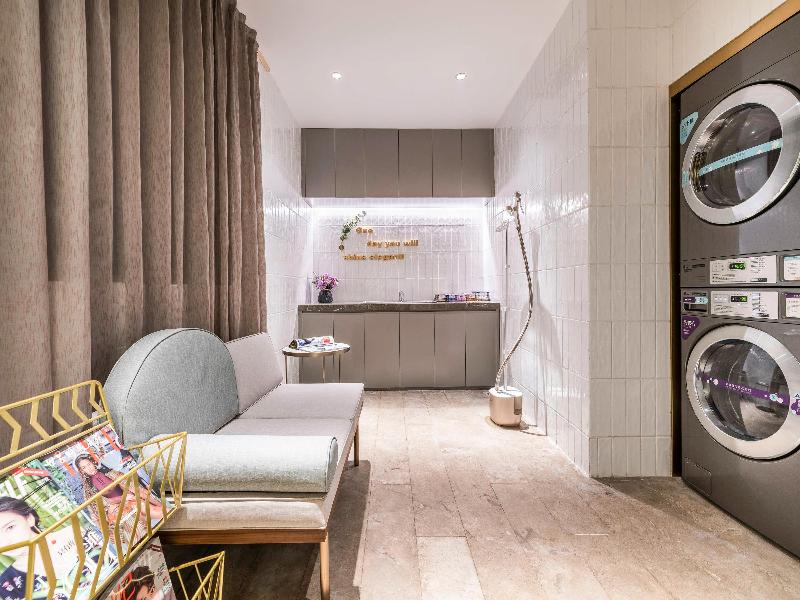 Mercure Nanjing Downtown image