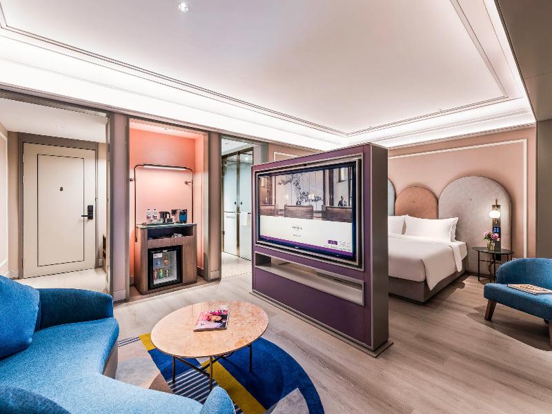 Mercure Nanjing Downtown image