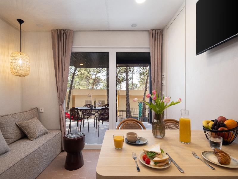 Pinadria Camping Resort image