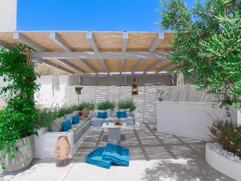 Alexander Suites image