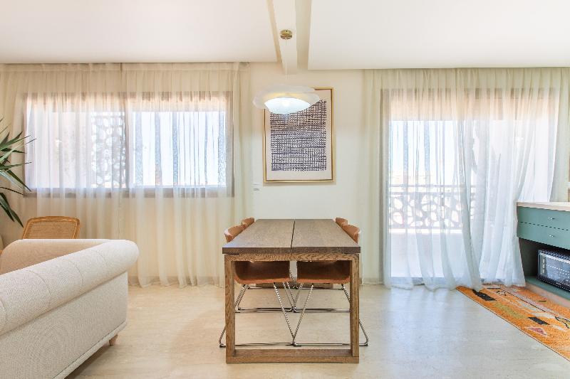 Zari Boutique Aparthotel image