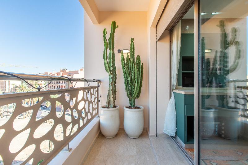Zari Boutique Aparthotel image