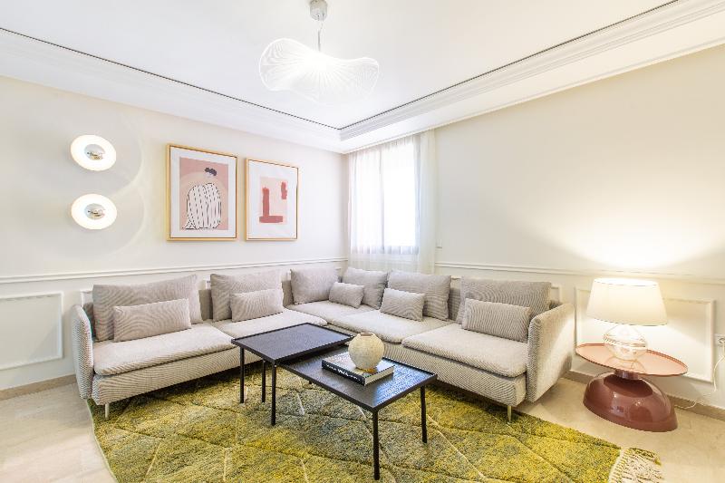 Zari Boutique Aparthotel image