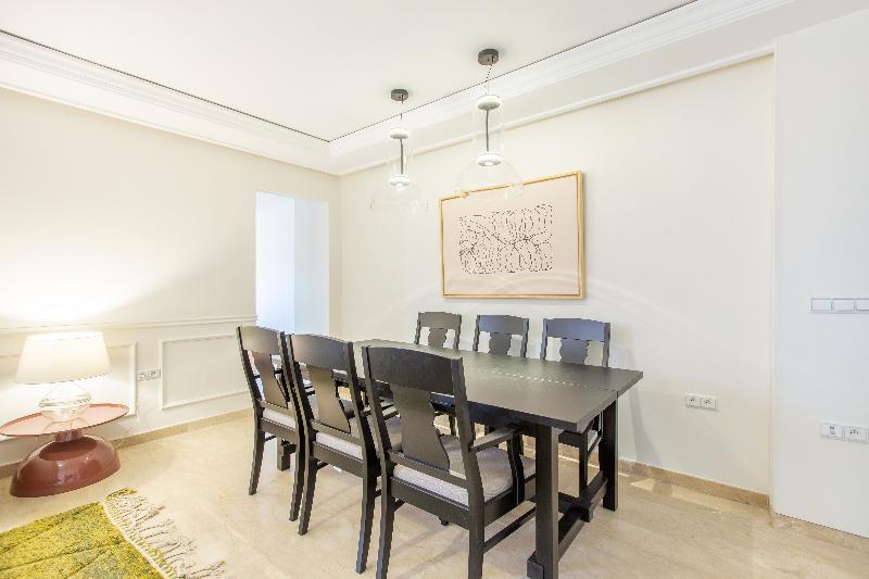 Zari Boutique Aparthotel image