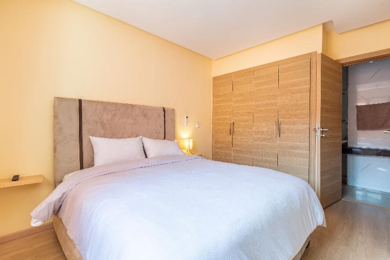 Zari Boutique Aparthotel image