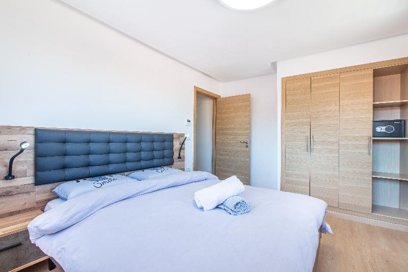 Zari Boutique Aparthotel image