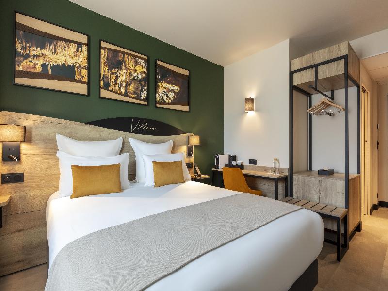 Hotel OstOria BW Signature Collection image