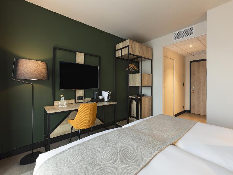 Hotel OstOria BW Signature Collection image
