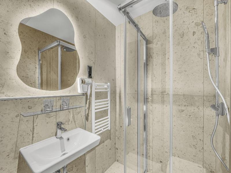 Hotel Allora image