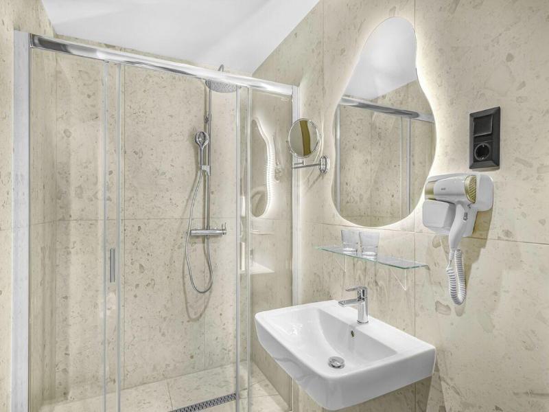 Hotel Allora image