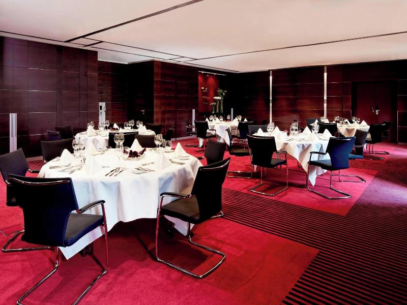 Sheraton Düsseldorf Airport image