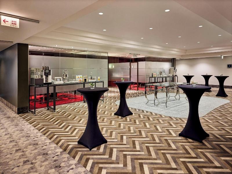 Sheraton Düsseldorf Airport image