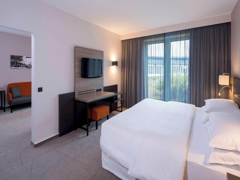Sheraton Düsseldorf Airport image