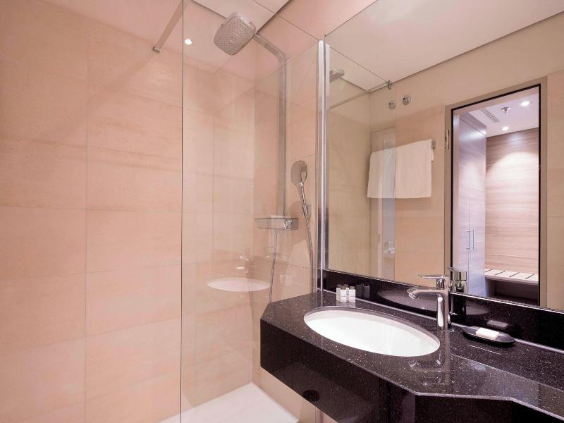 Sheraton Düsseldorf Airport image