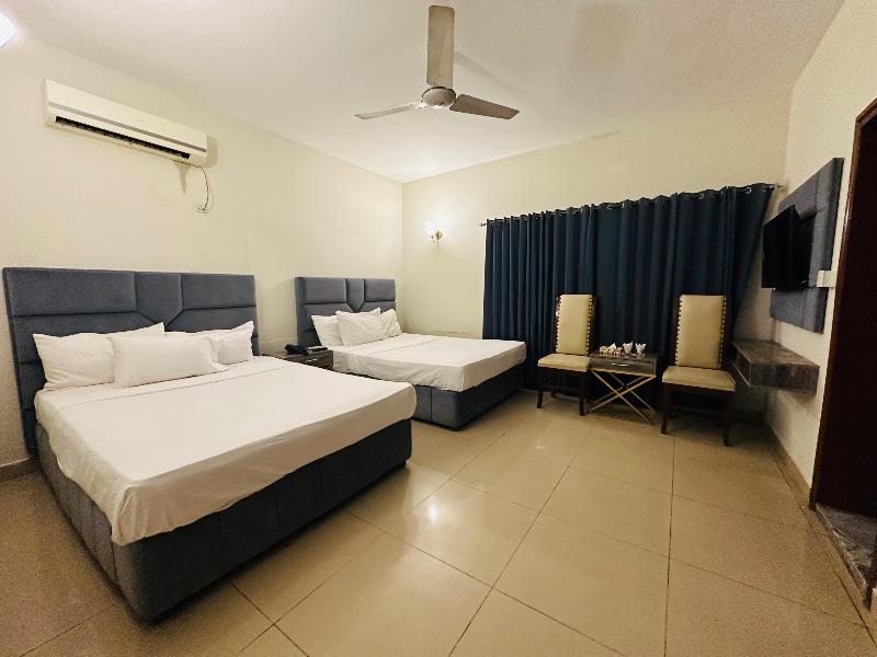 Travel Lodge Islamabad image