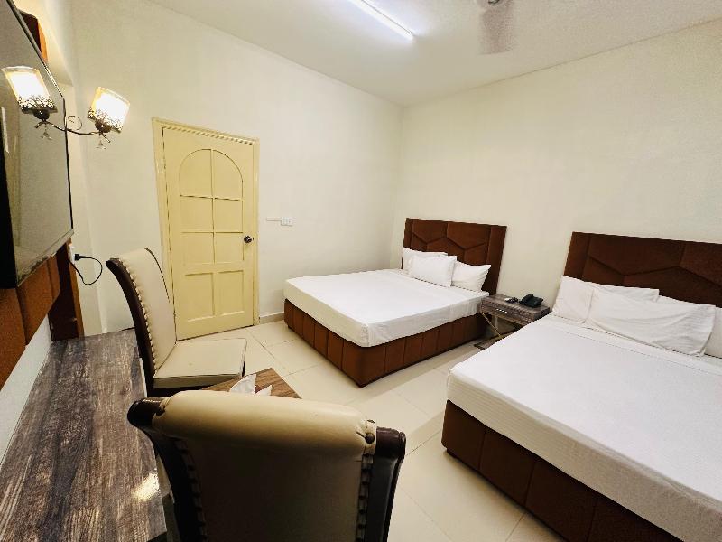 Travel Lodge Islamabad image