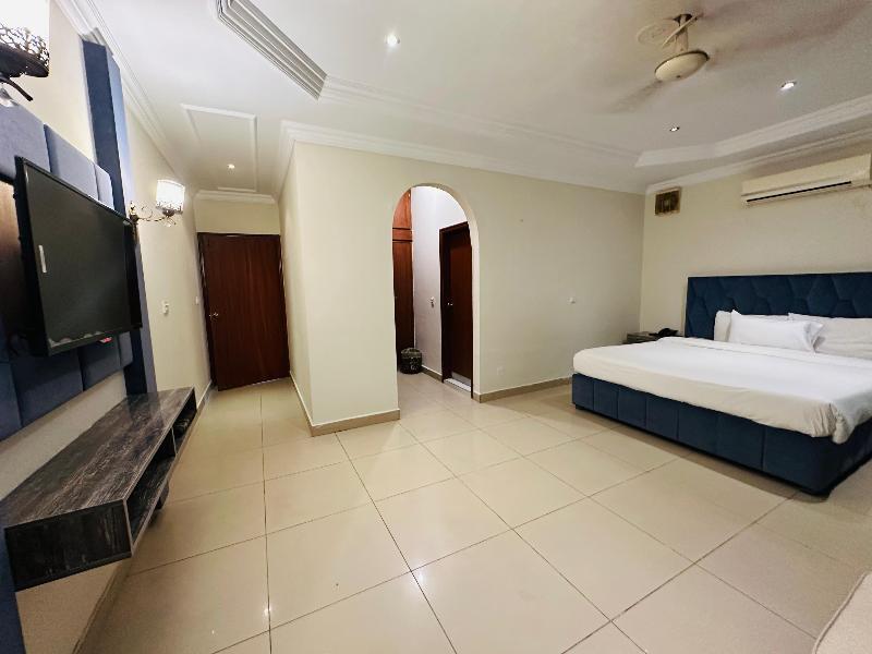 Travel Lodge Islamabad image