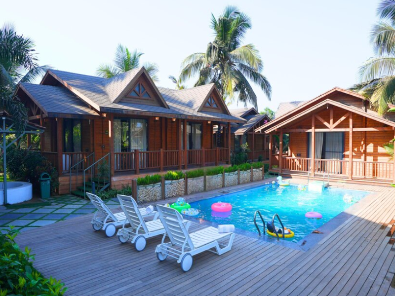 Foxoso Aaristo Baga Beach Resort image