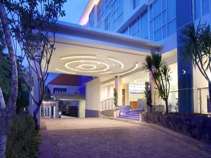 Holiday Inn Resort Baruna Bali image